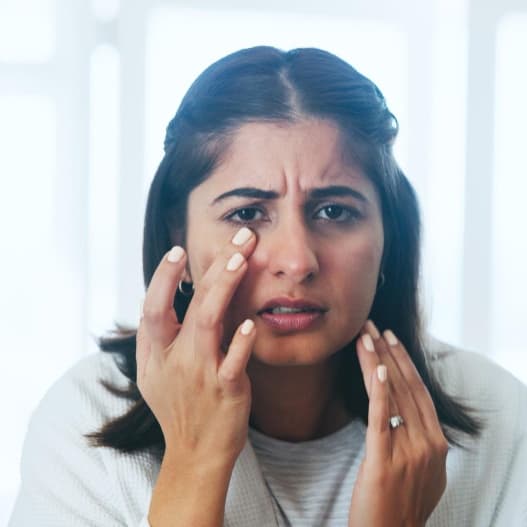 Twitching Eyelids (Blepharospasm)